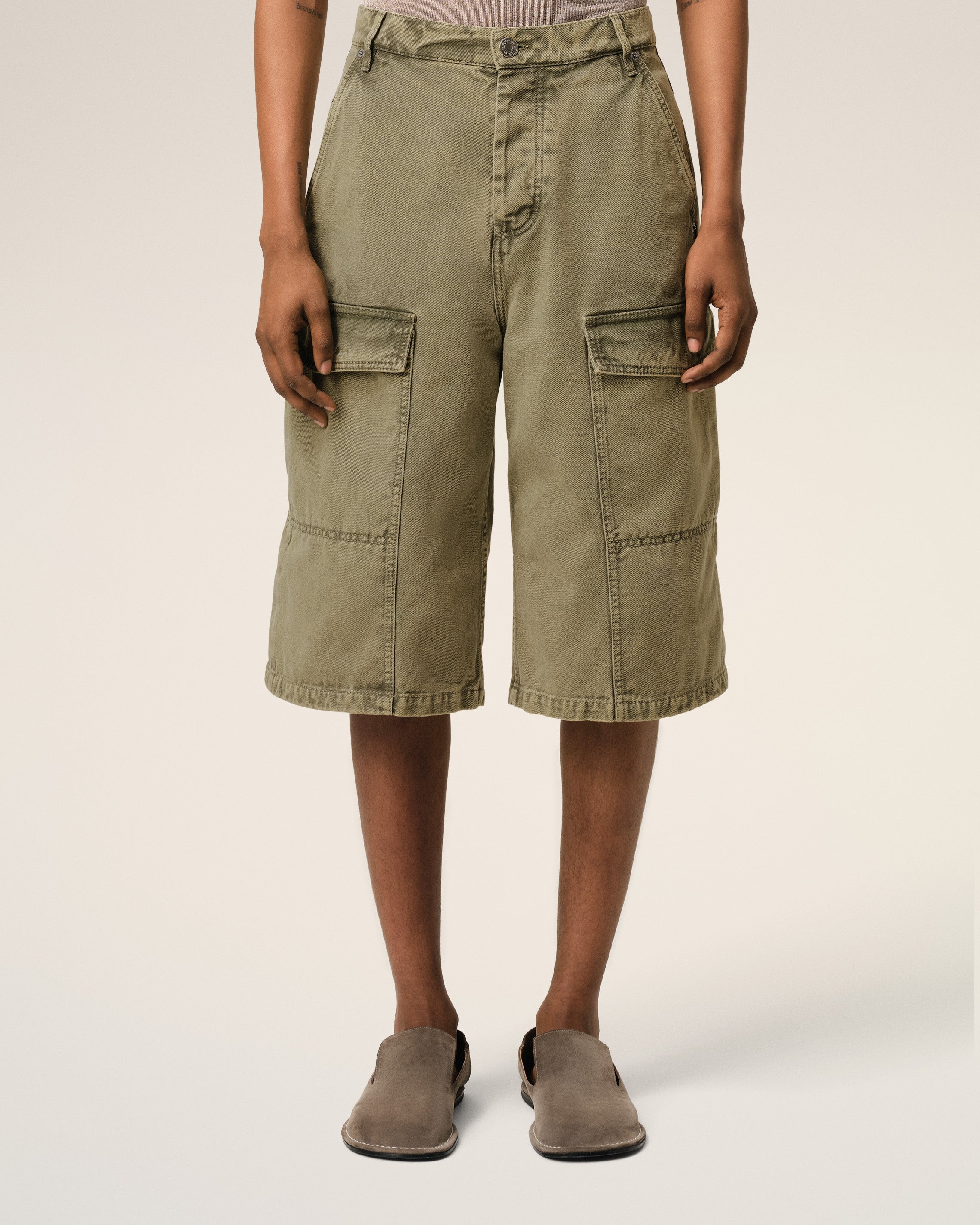 GREEN COTTON WIDE FIT CARGO BERMUDA SHORT - 3