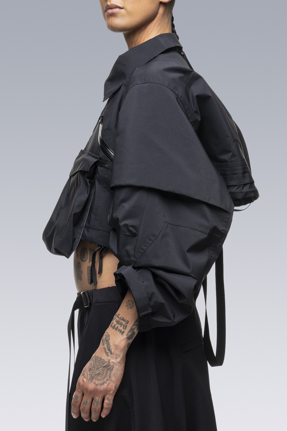 SAC-J6011 sacai / ACRONYM Crop Jacket Black - 25