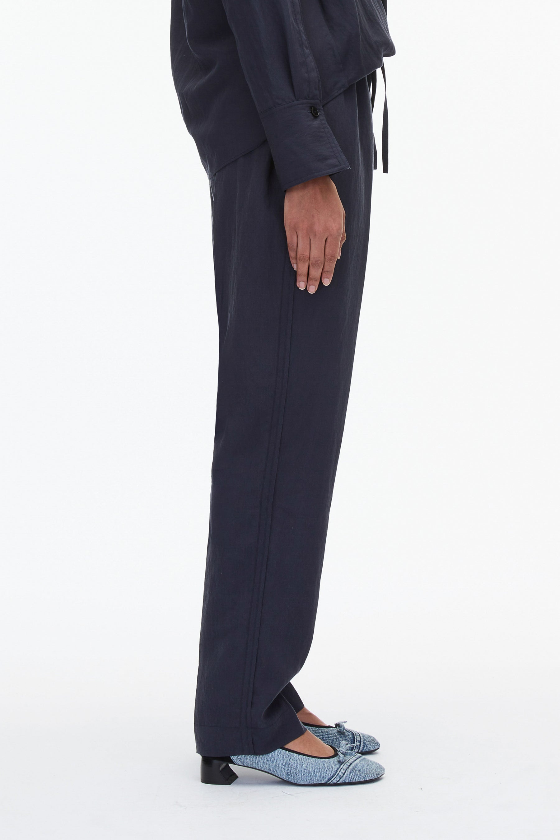 Tapered Drawstring Pant - 3