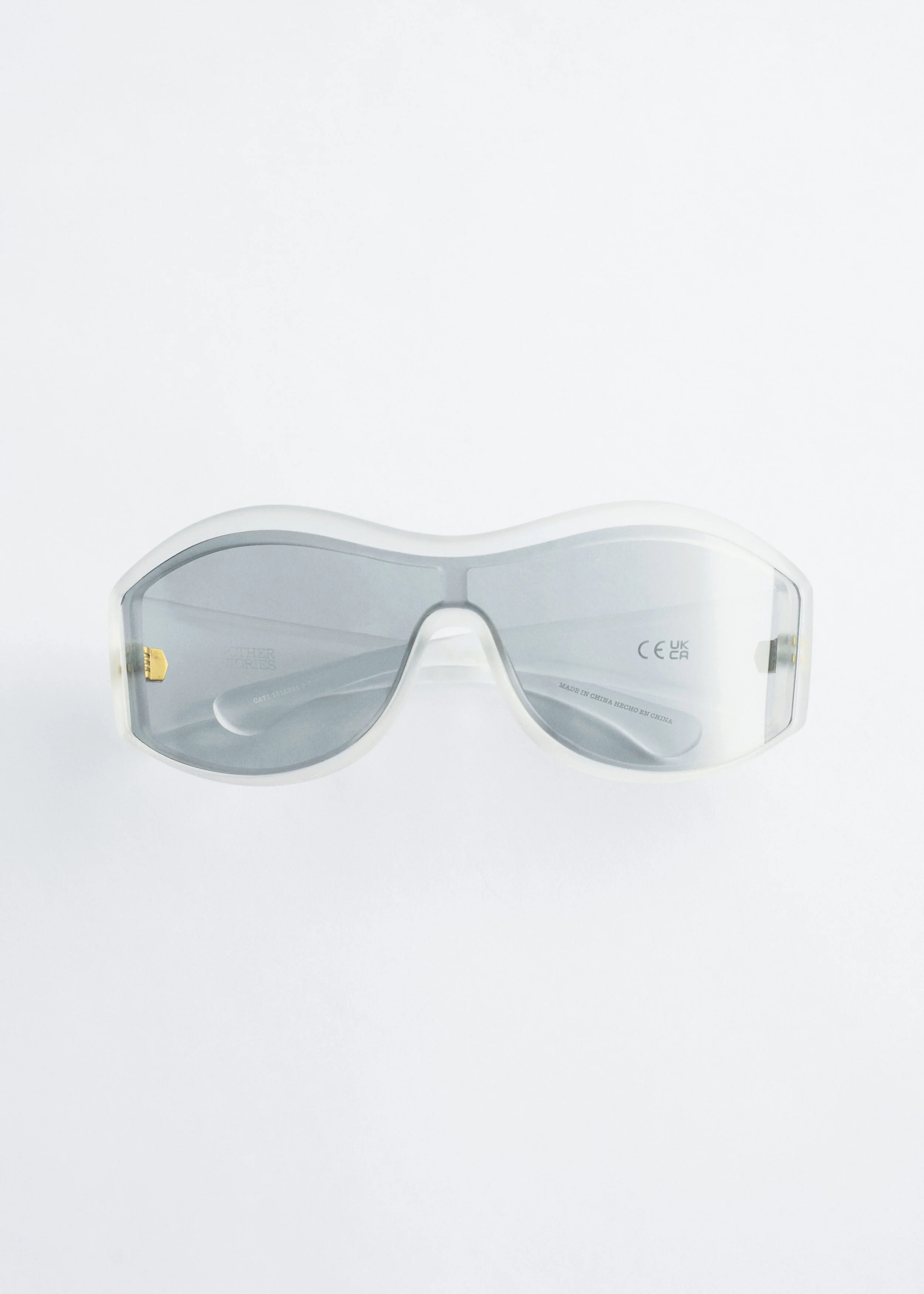 Bold Oval Frame Sunglasses - 1