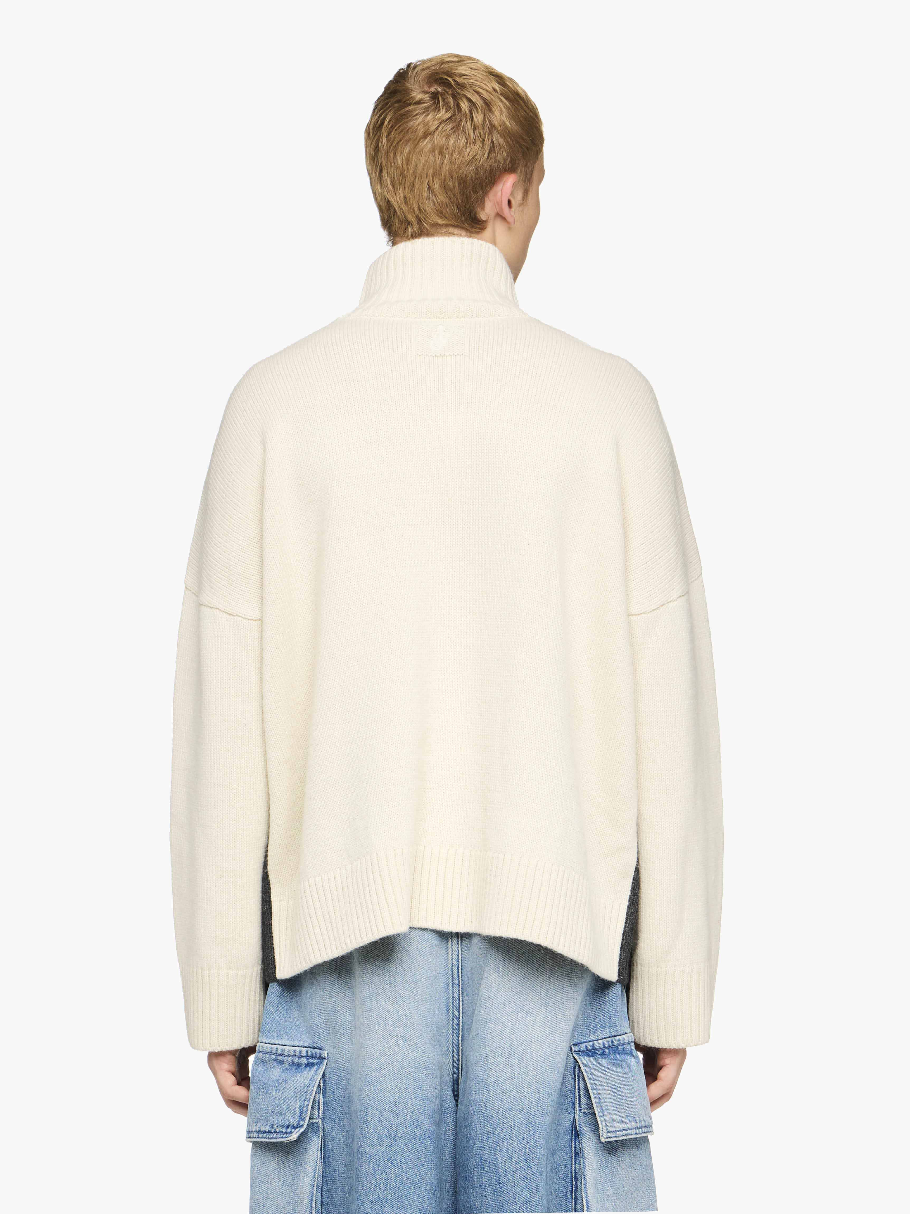 DUAL TONE - PATCH POCKET TURTLENECK SWEATER - 3