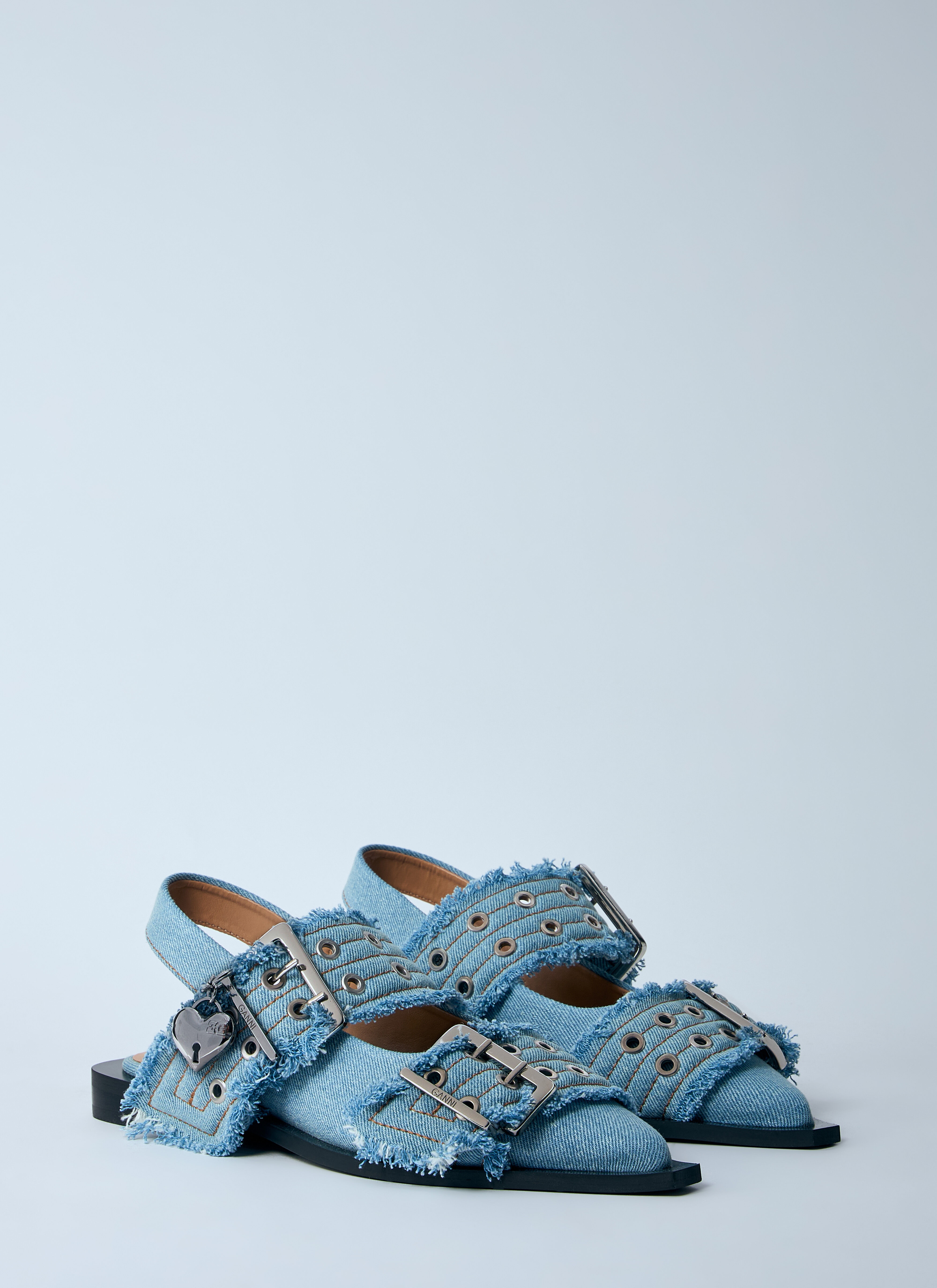 Feminine Buckle Ballerina Flats - 2