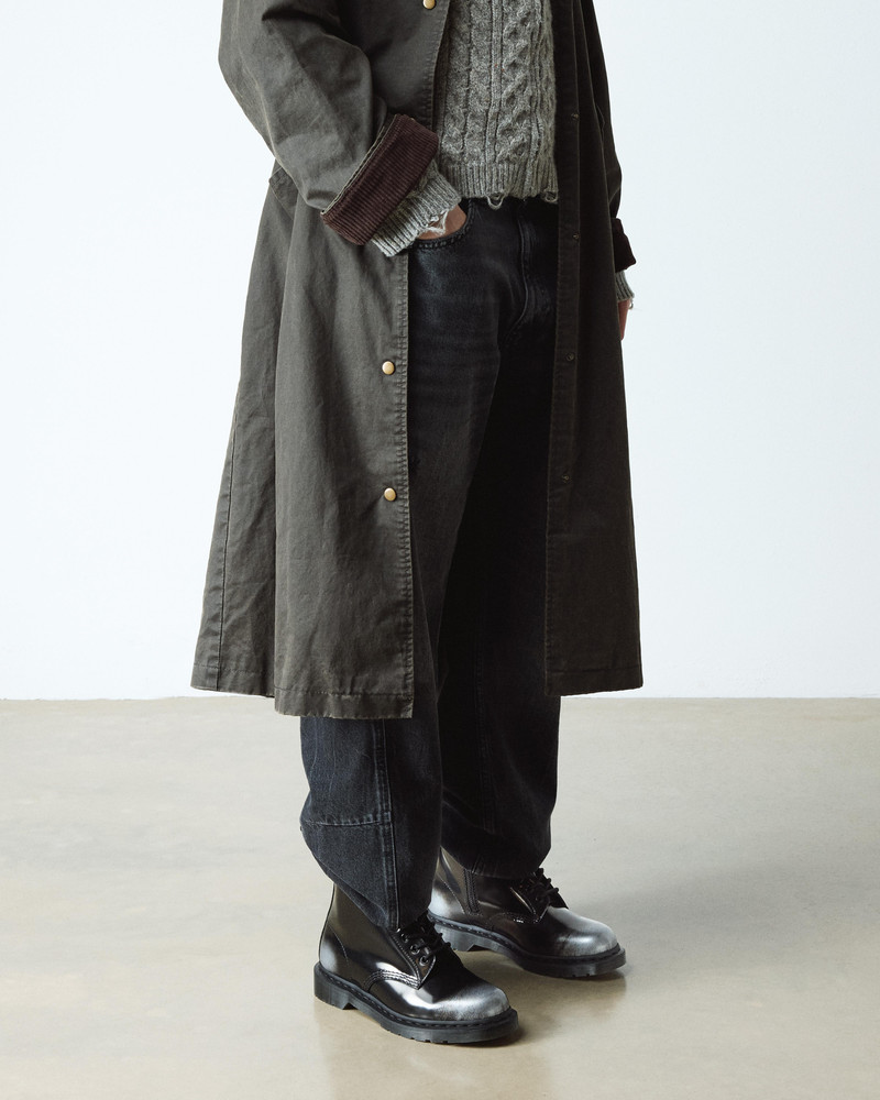 Dr. Martens 1460 ZIP ARCADIA RUB OFF LEATHER BOOTS outlook