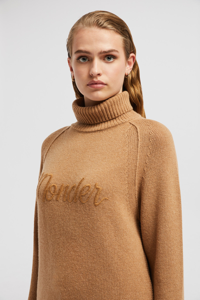 Cashmere & Wool Turtleneck Sweater 4