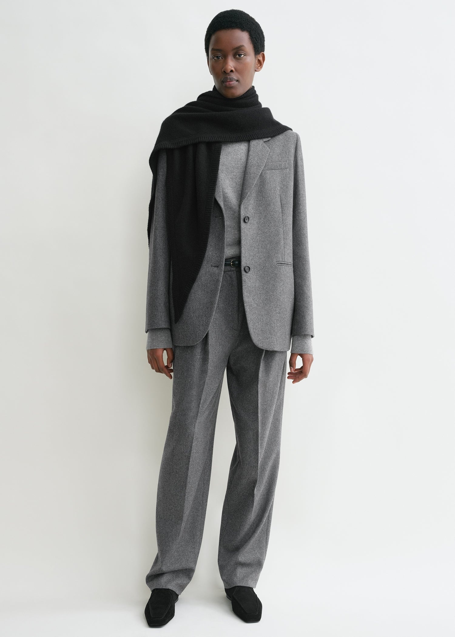 Triangle wool cashmere scarf black - 2