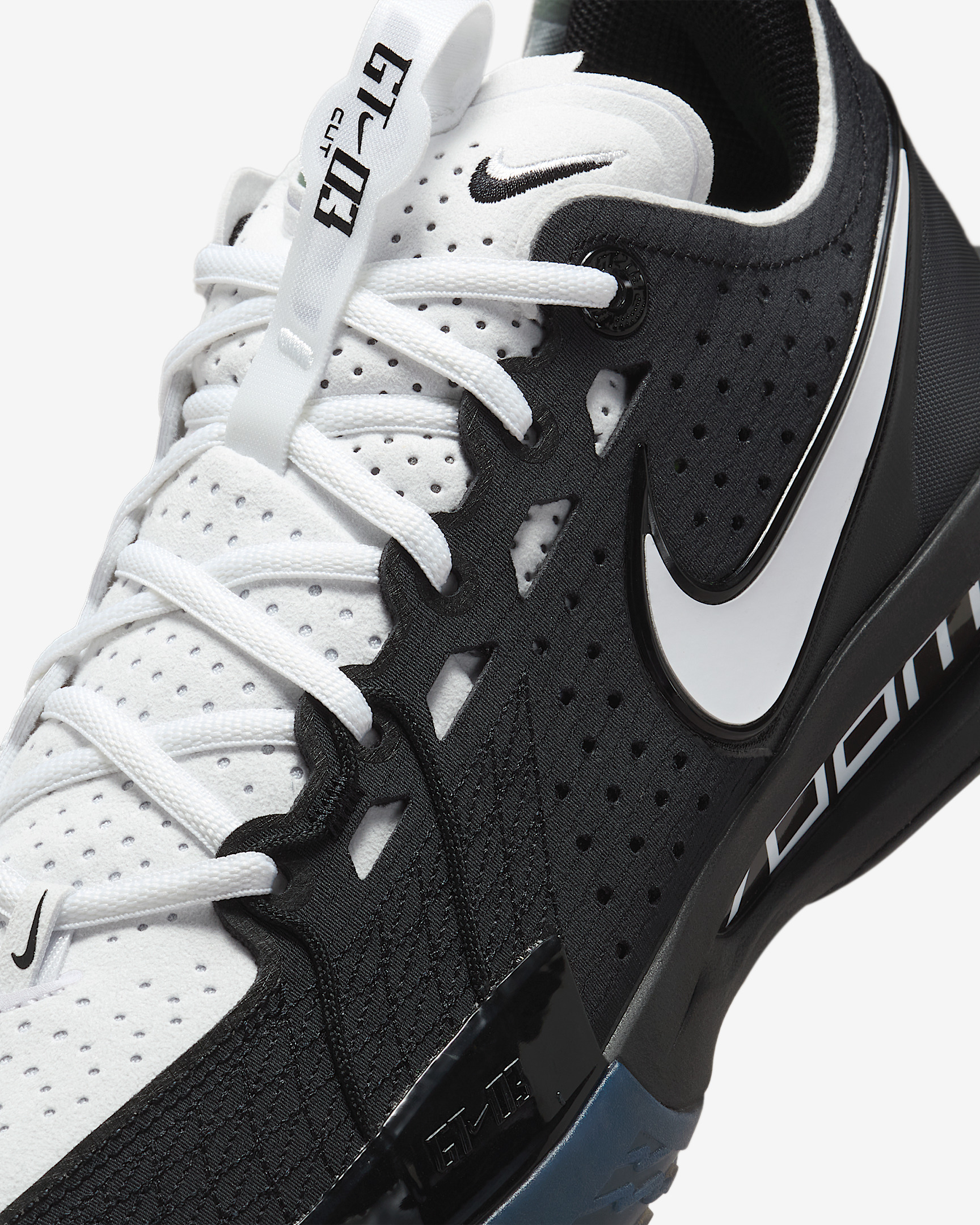 Nike G.T. Cut 3 Basketball Shoes - 7