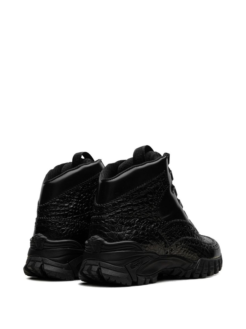 VERSACE Classic Style "Black Vibram" boots outlook