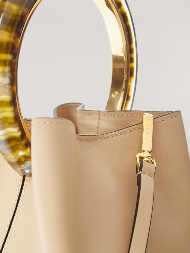 PANNIER BAG IN CALF LEATHER WITH RESIN AND METAL HANDLE WHITE - 4