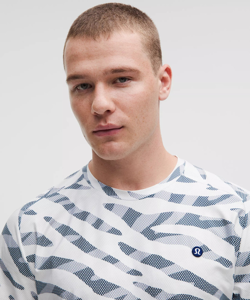 Ventilated Short-Sleeve Tennis Shirt 4