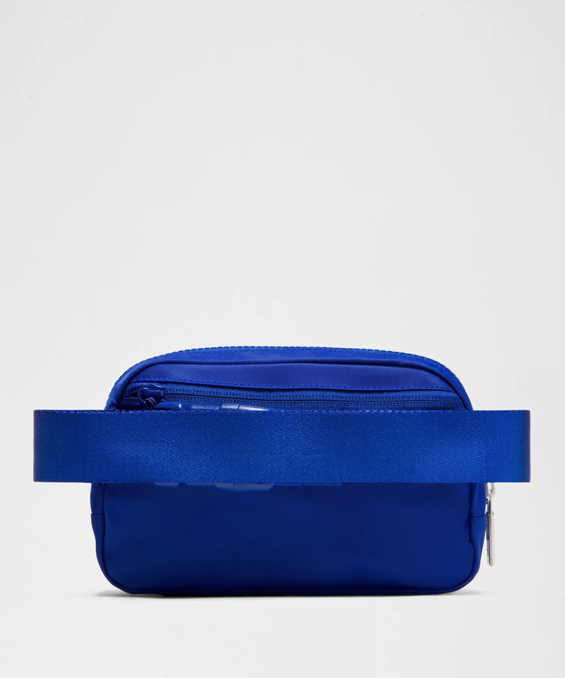 Everywhere Belt Bag 1L 3
