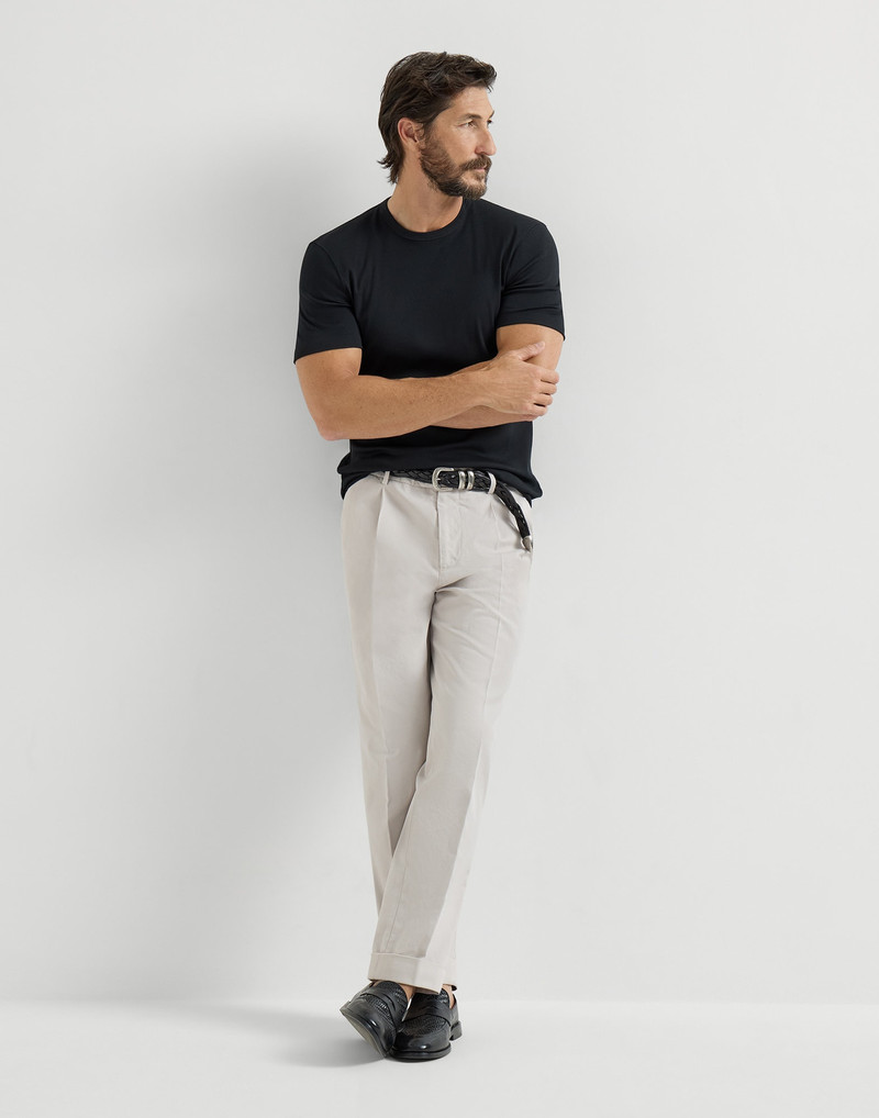 Garment-dyed trousers in twisted cotton gabardine with pleat 5