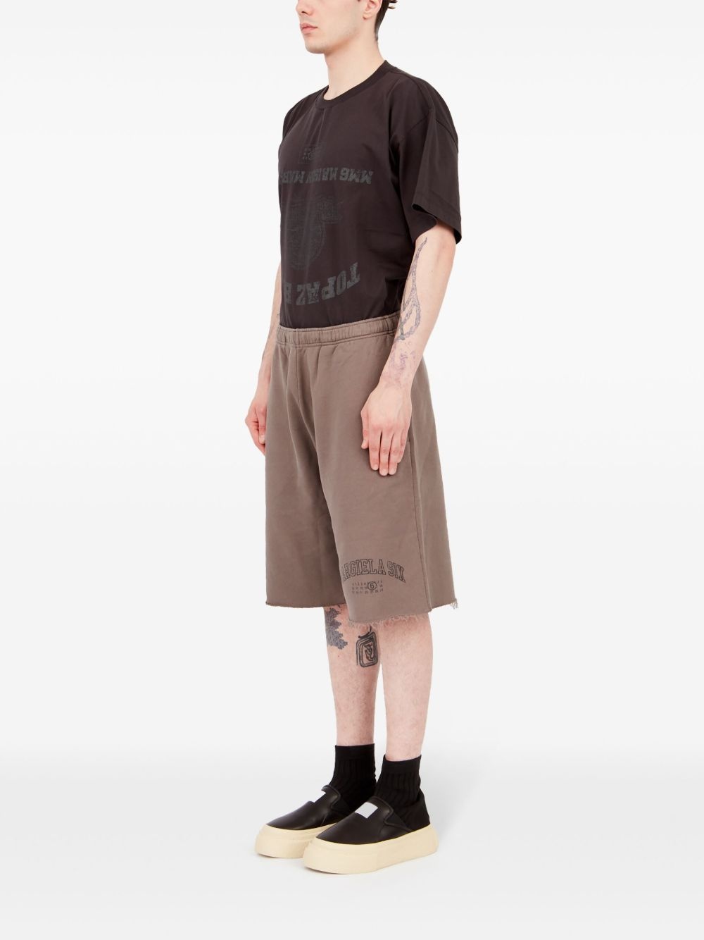 numbers-motif shorts - 6