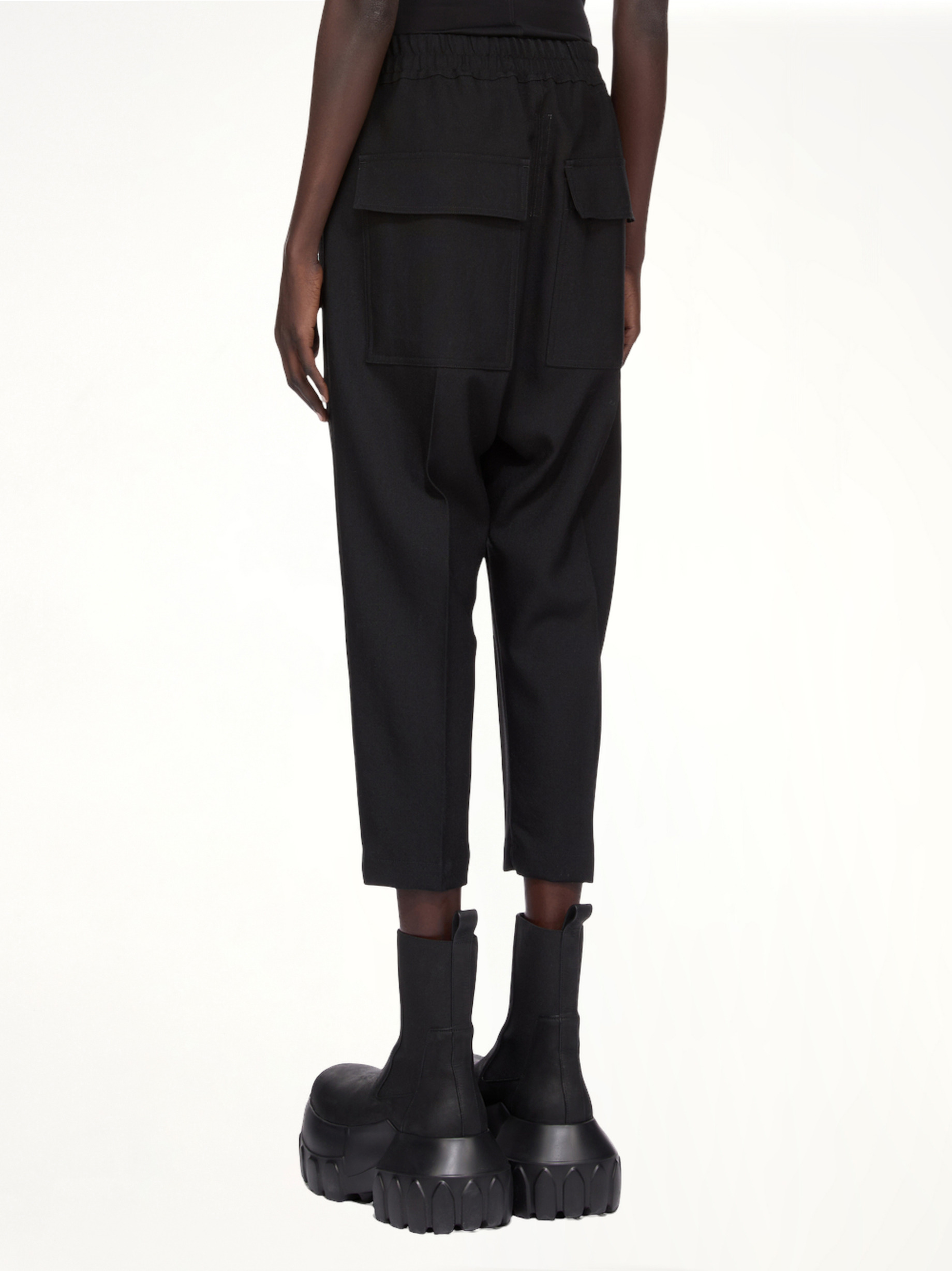 Drawstring Astaires Cropped in Black - 8