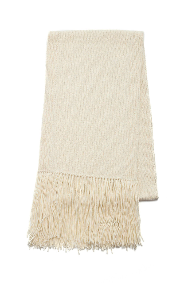 Staffordshire Knit Scarf in Ivory Cashmere 1