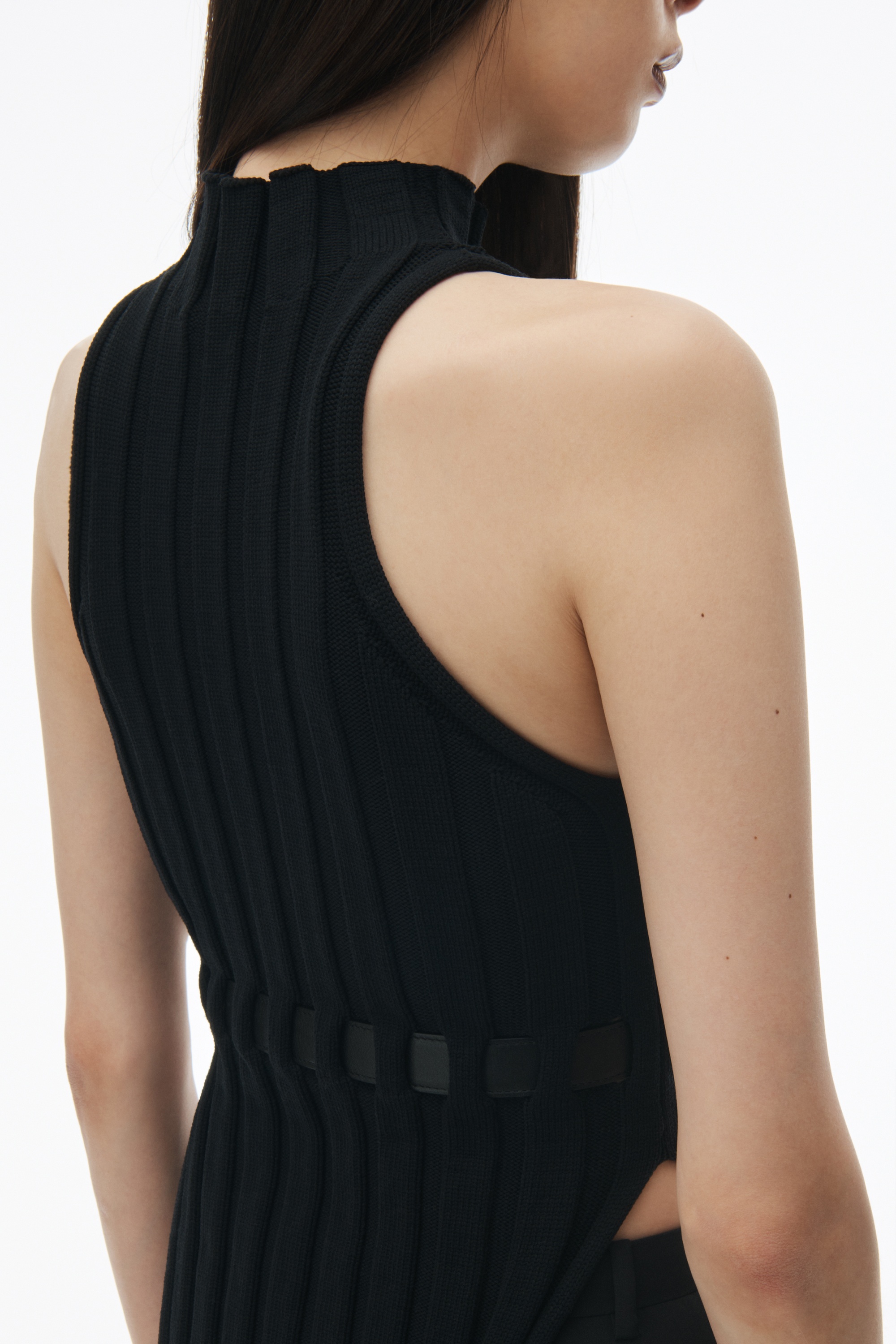 RIBBED MOCK NECK TANK TOP WITH LEATHER BELT - 6
