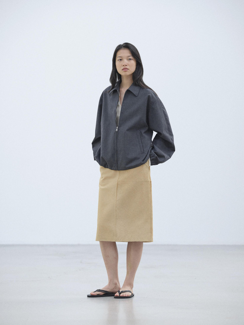 AURALEE BONDED TROPICAL WOOL ZIP BLOUSON outlook