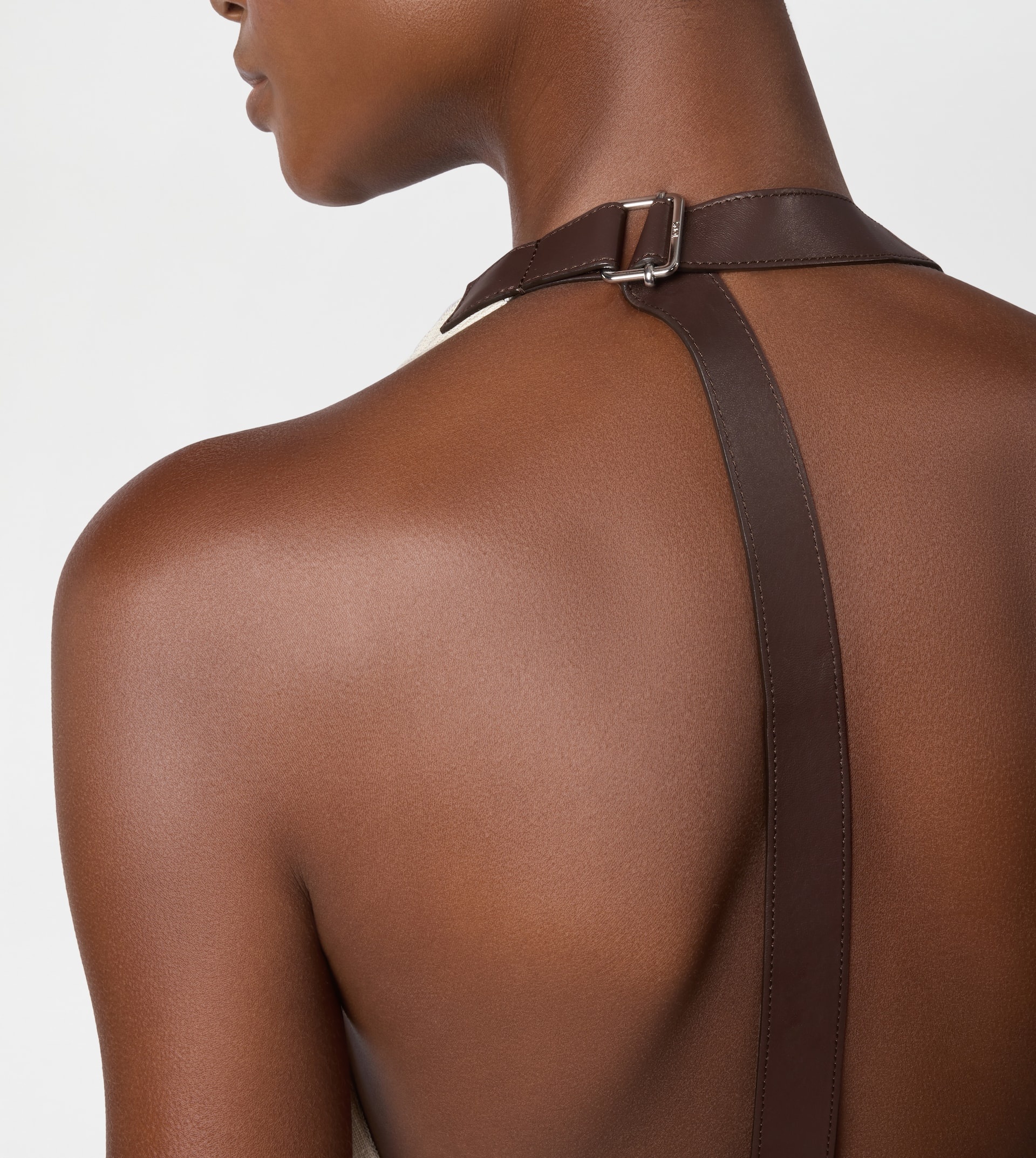 SILK BLEND BACKLESS TOP - WHITE - 6