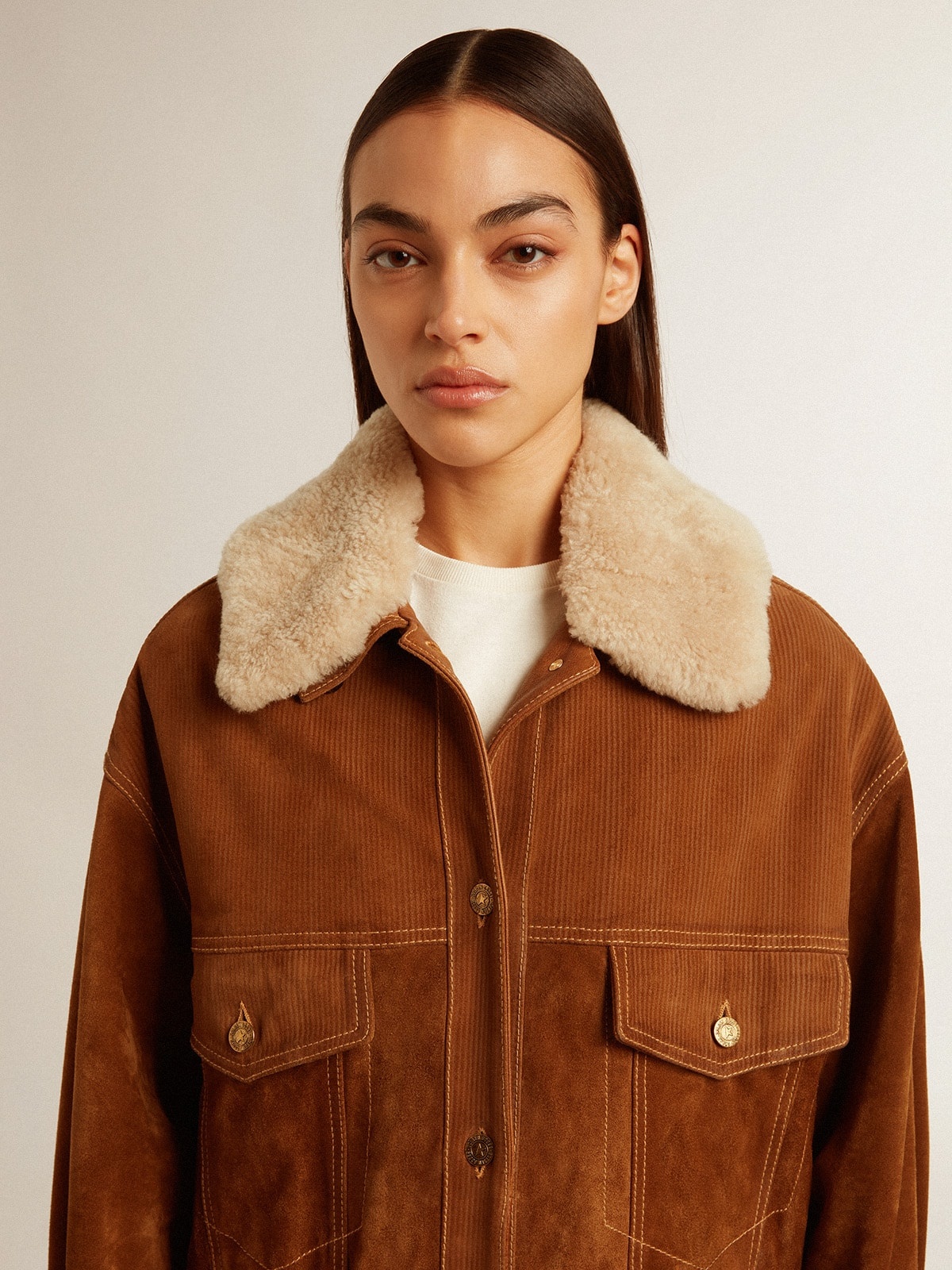 Women's jacket in tobacco-colored split leather with a shearling collar - 6