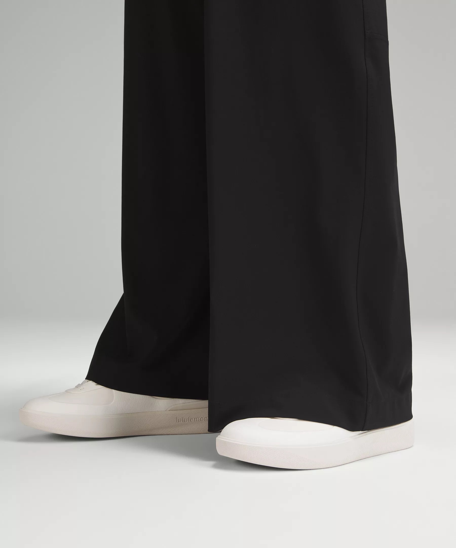 Swift Mid-Rise Wide-Leg Pant - 6
