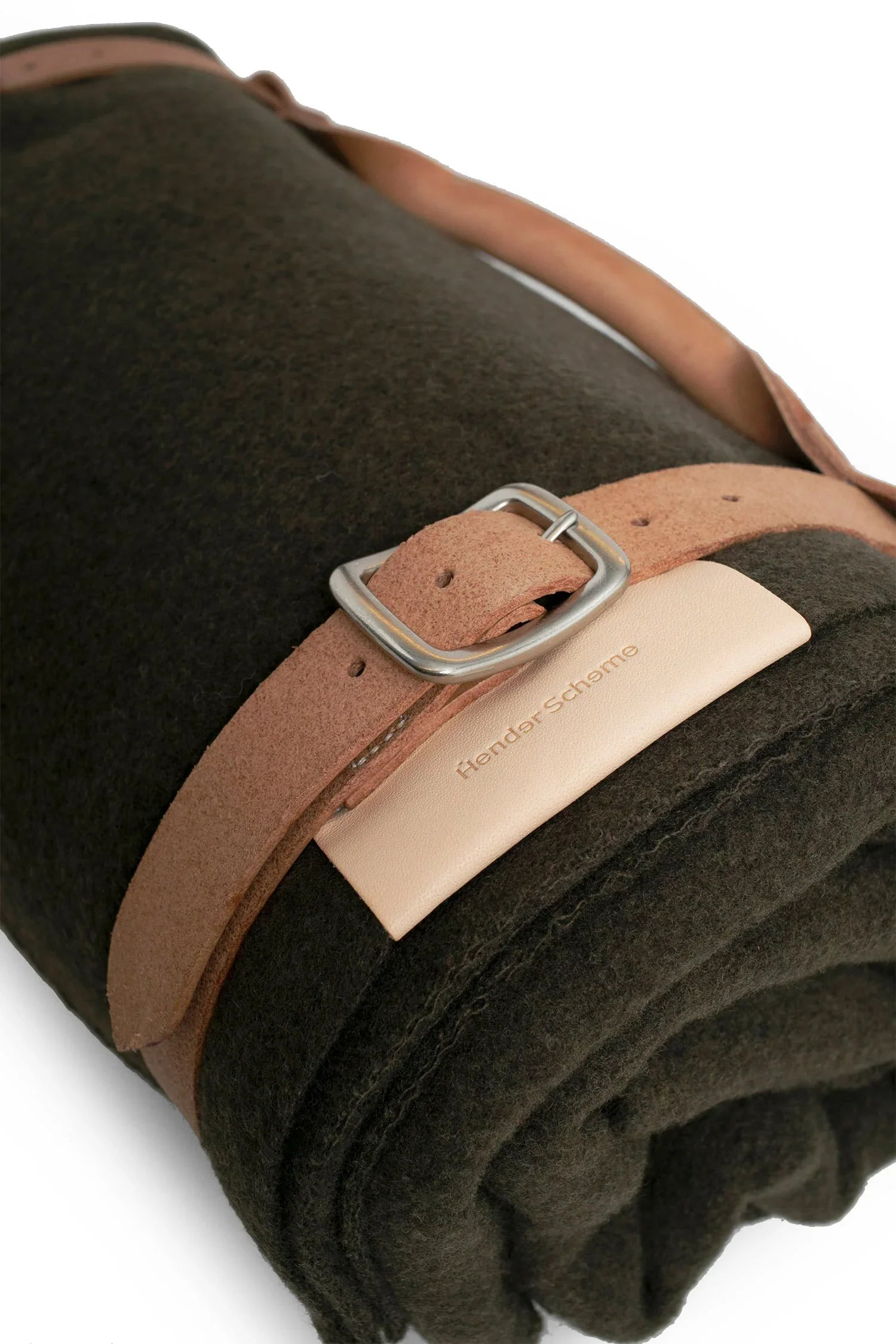 HENDER SCHEME MAN GREEN OBJECTS - 4