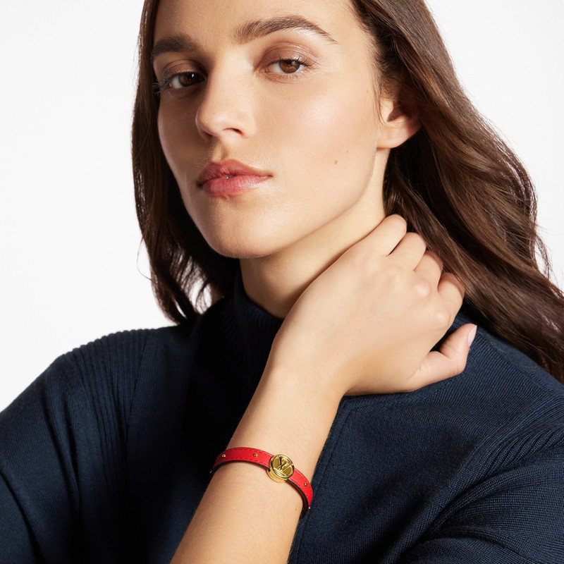 LV Circle Reversible Bracelet 5