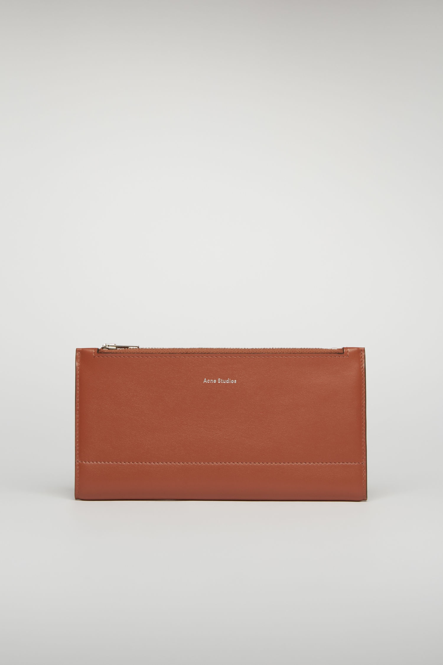 Bifold continental wallet almond brown 1