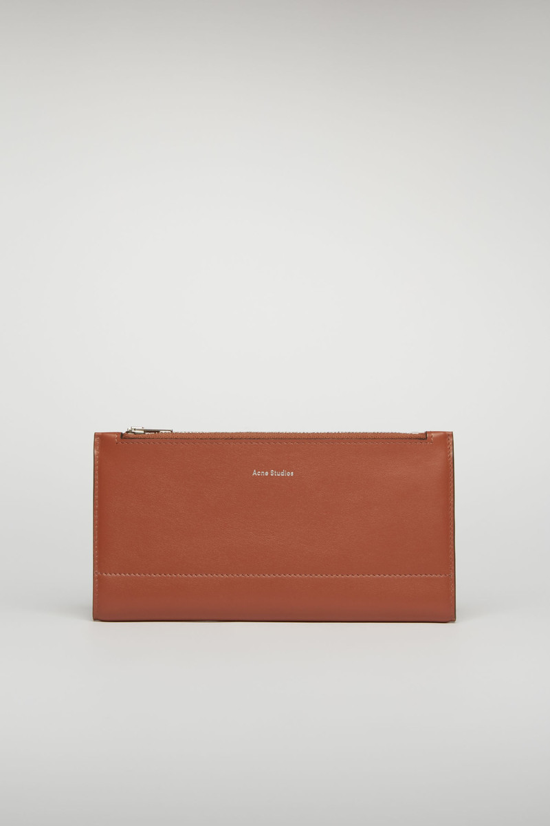 Bifold continental wallet almond brown 1