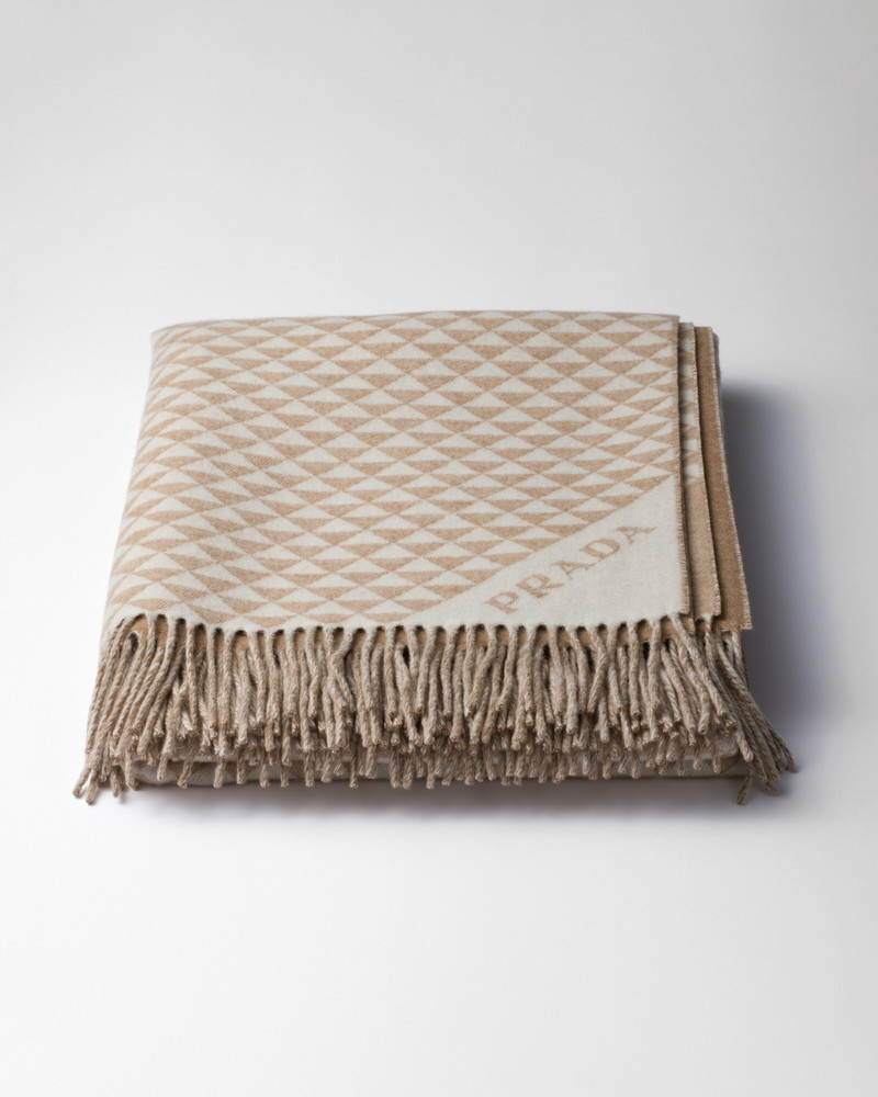 Symbole Double cashmere and wool throw 1