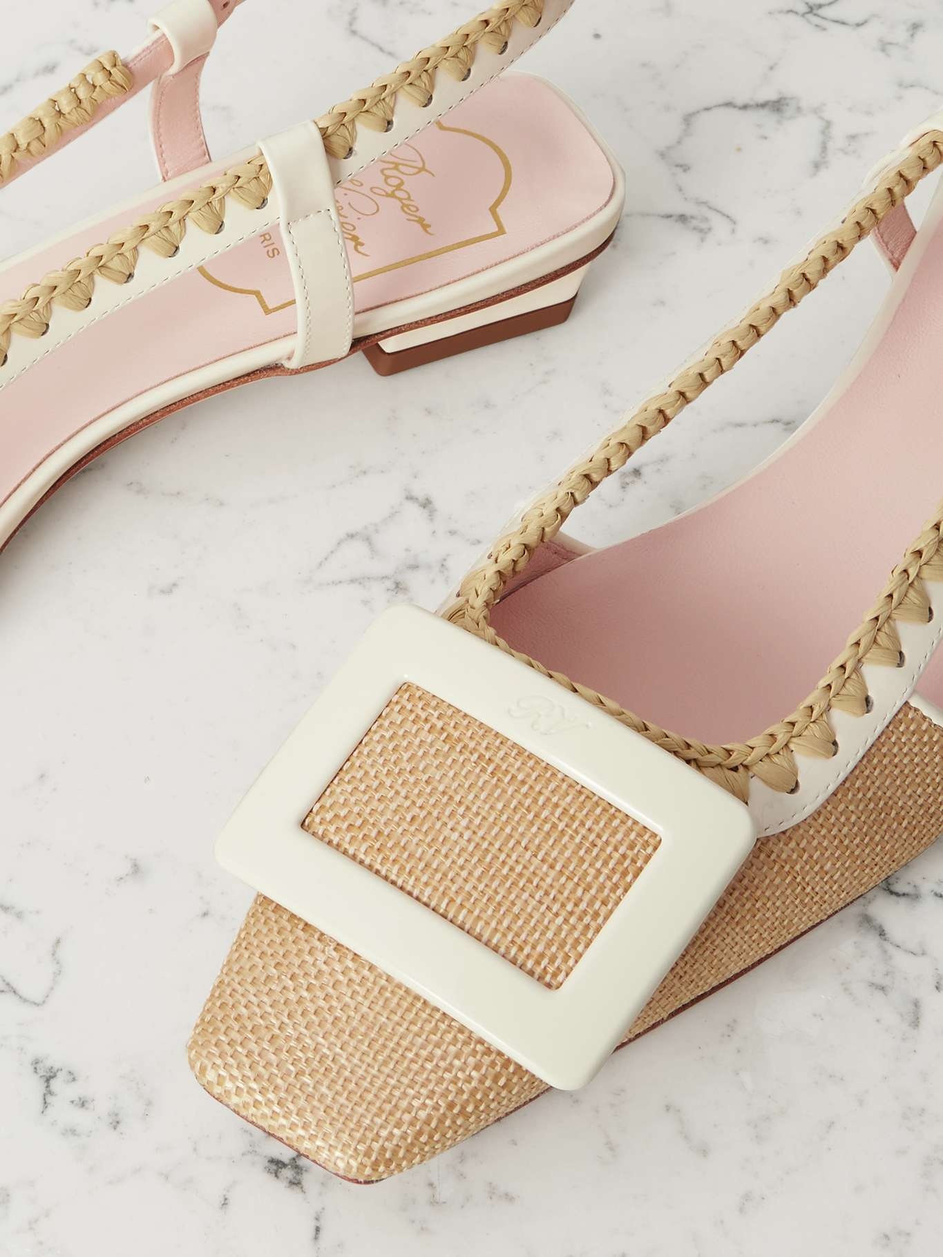Belle Vivier 25 patent-leather and raffia slingback pumps Sand - 4