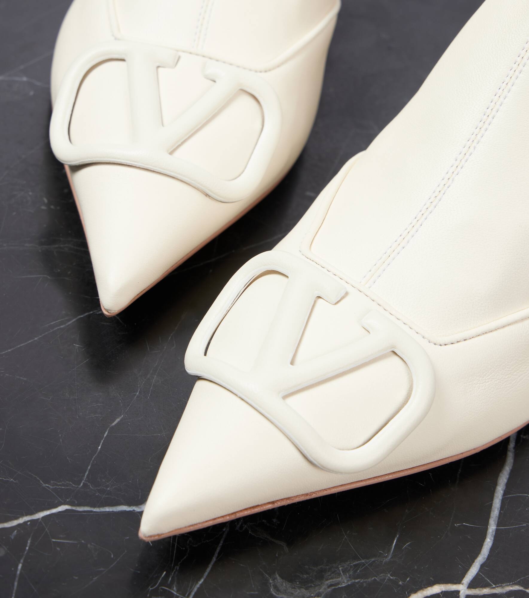 VLogo Signature 40 leather ankle boots - 6