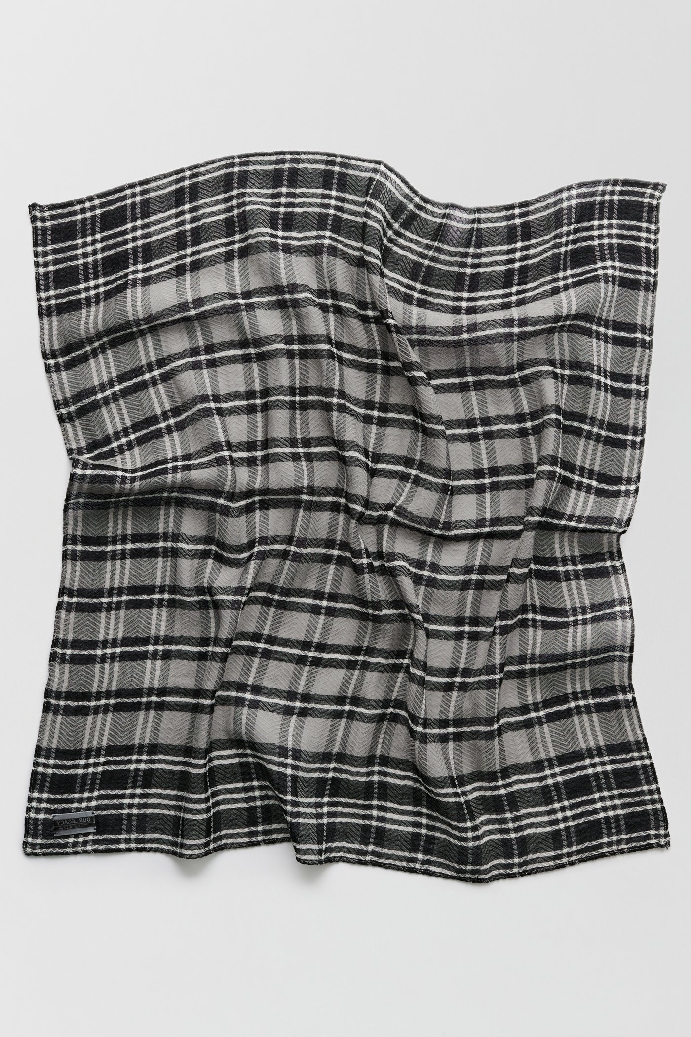 Marstrand Scarf Black/Grey Herringbone Check - 2