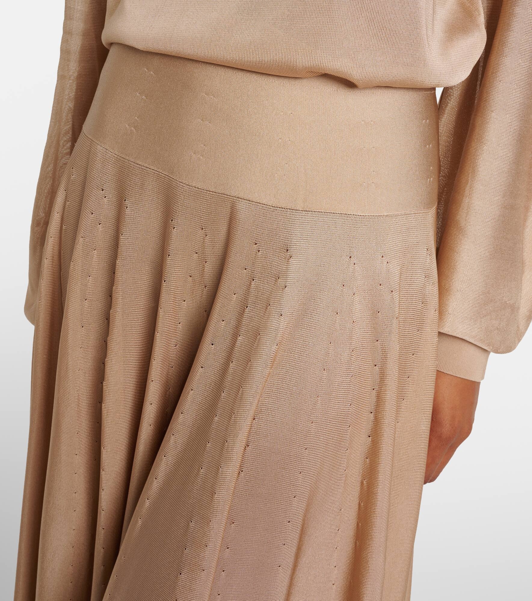 Pleated maxi skirt - 4