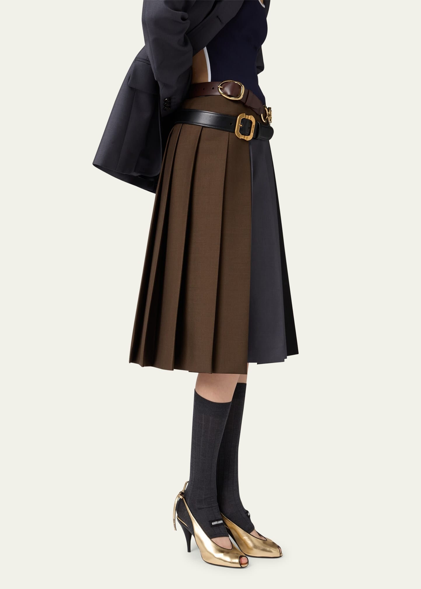 Knee Length Pleated Skirt Layer With Buckle - 4