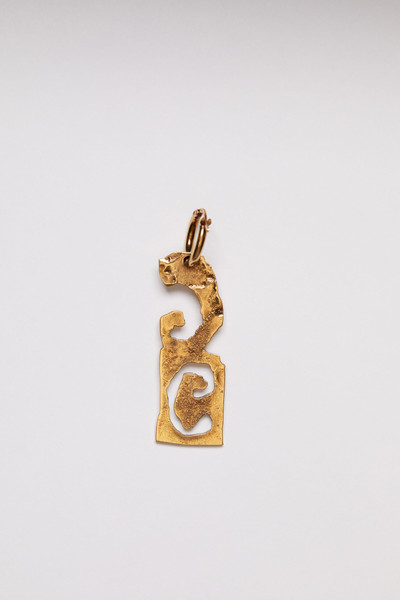 Acne Studios G earring gold outlook