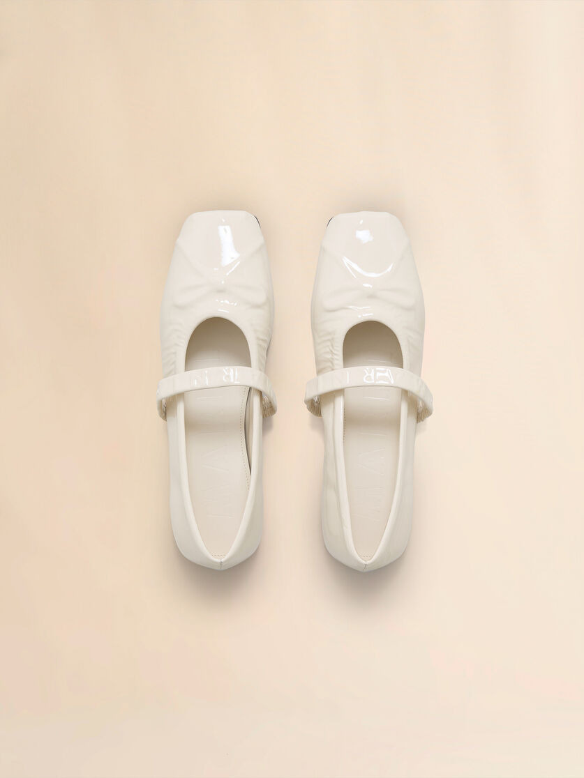 WHITE PATENT LEATHER MARY JANE - 4