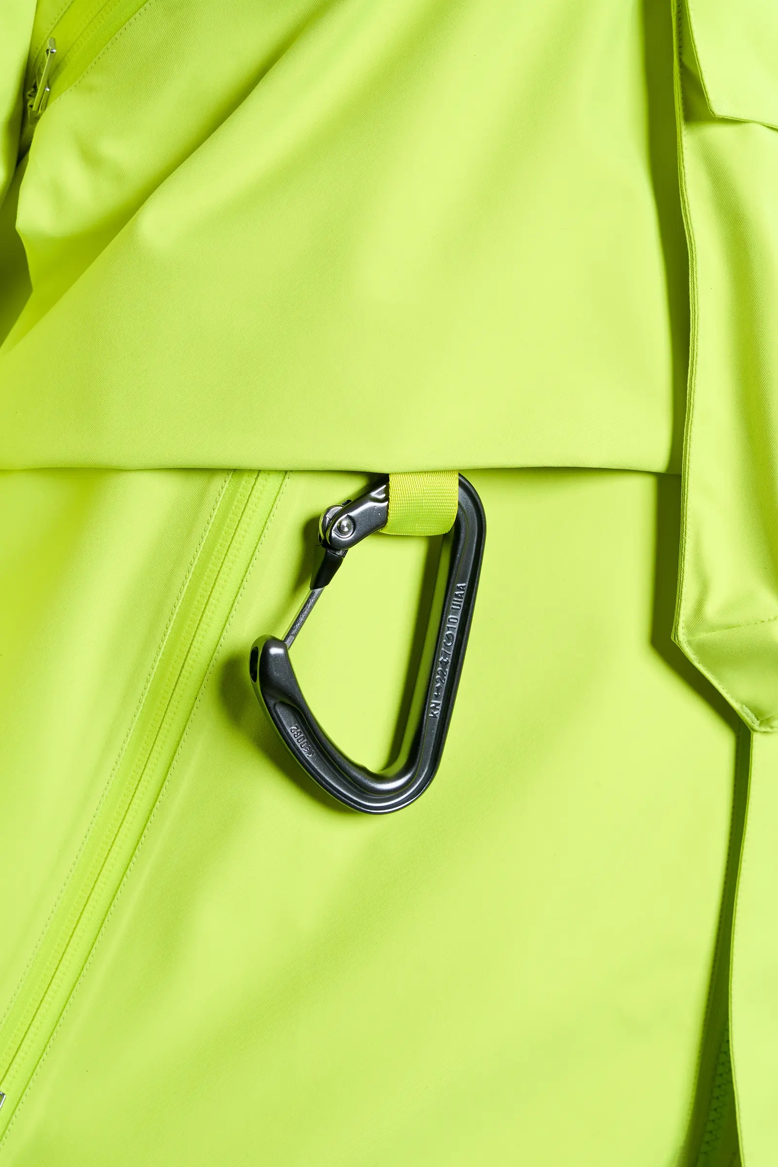 J1W-GTV 2.5L Gore-Tex Interops Jacket Hi-Vis Yellow - 39
