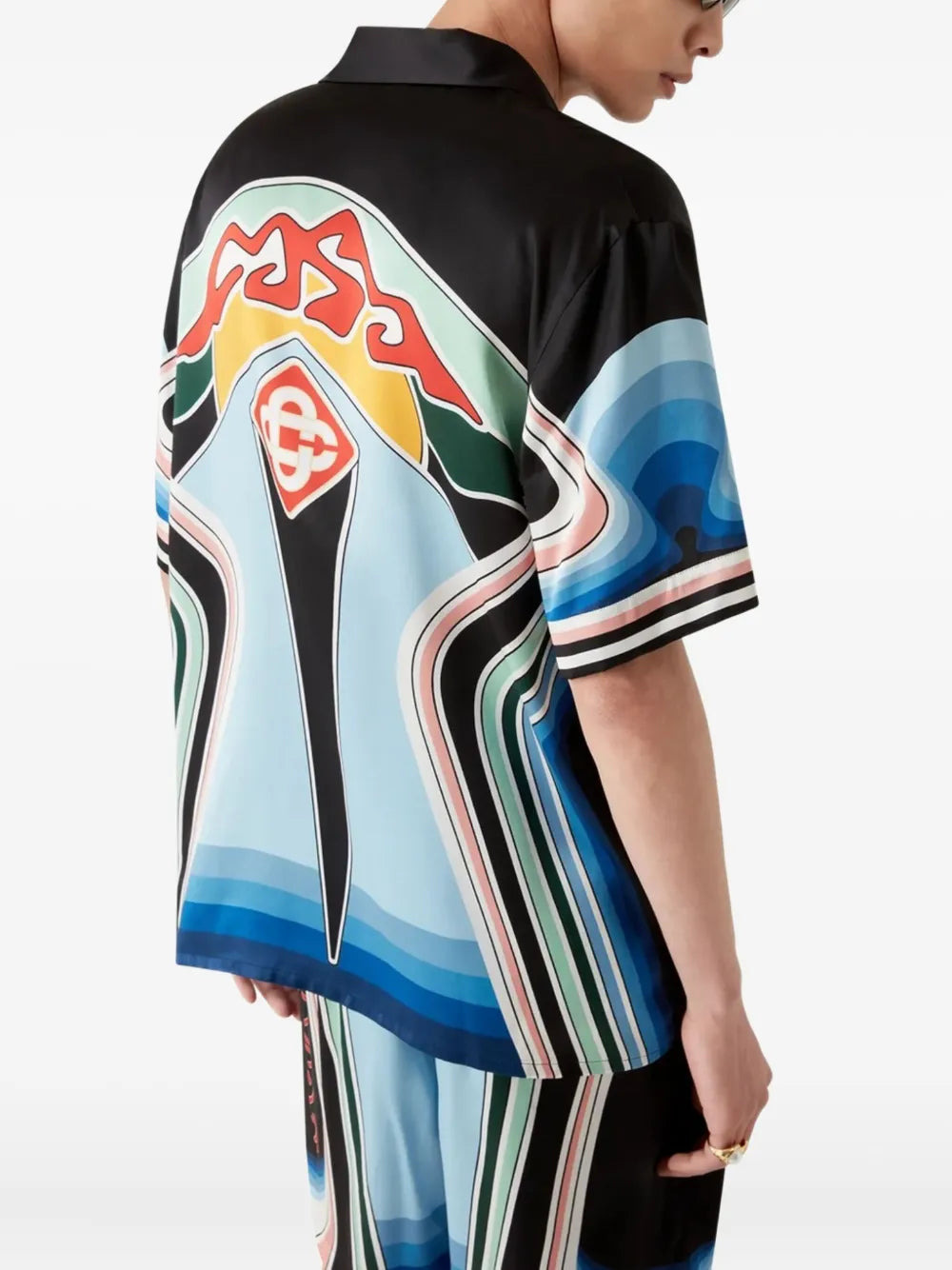 Graphic Mountain Print Shirt - 4