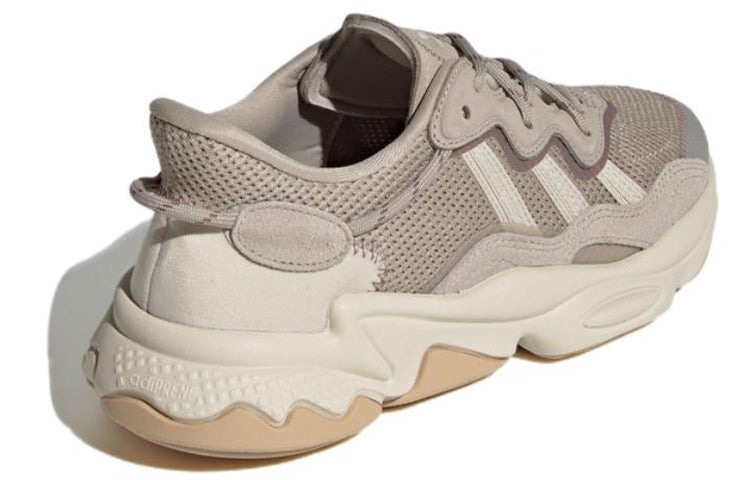 (WMNS) adidas originals Ozweego 'Brown' HP7734 - 4