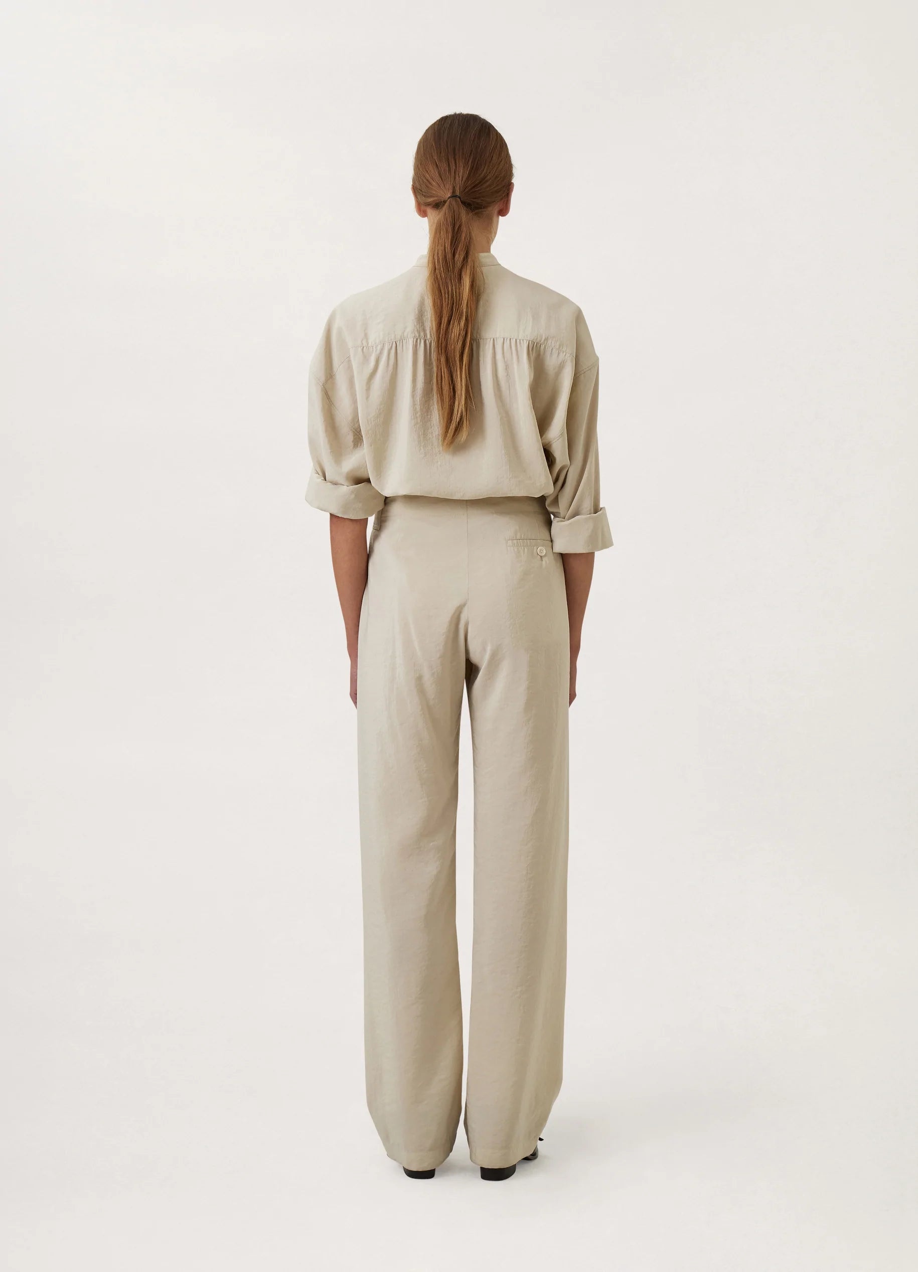 SOFT BELTED PANTS
DRY SILK - 5