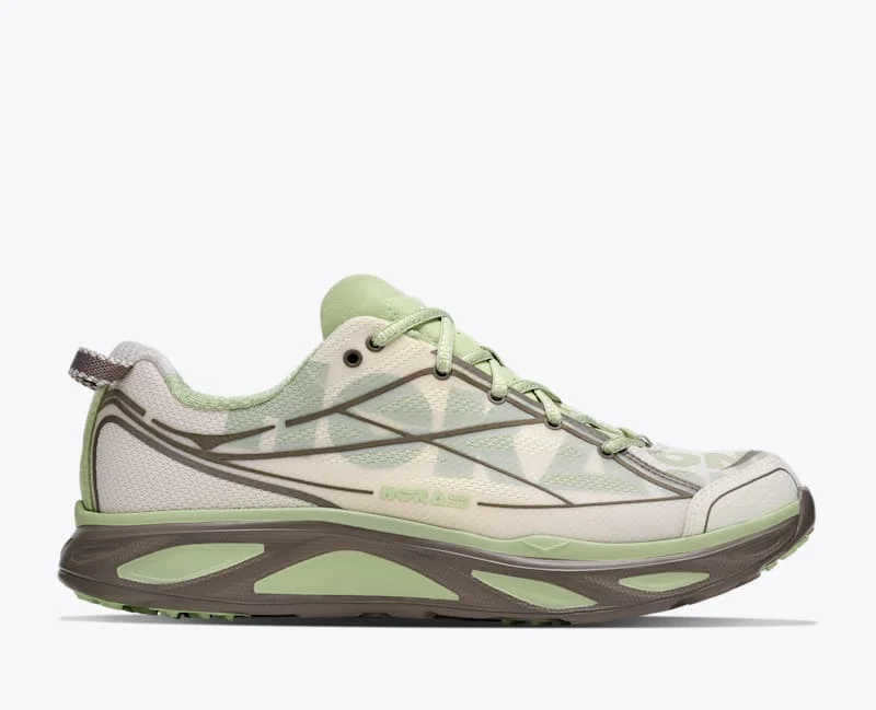 Huaka Pro Shoes in Morning Dew/Pebble Grey - 1