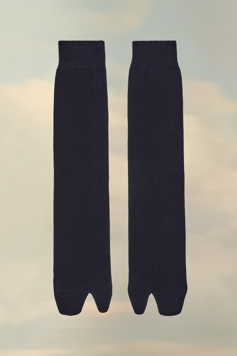Tabi socks 1