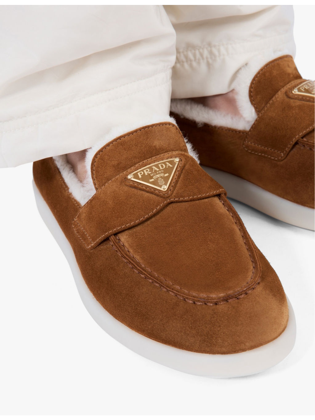 Triangle-plaque suede and shearling loafers - 2