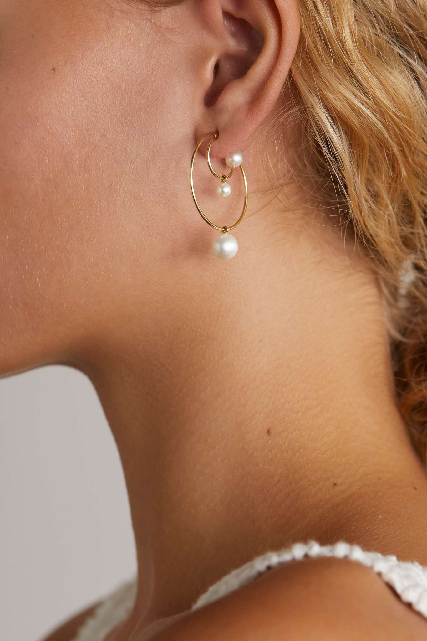 Bain Perle 14-karat gold pearl single hoop earring - 2