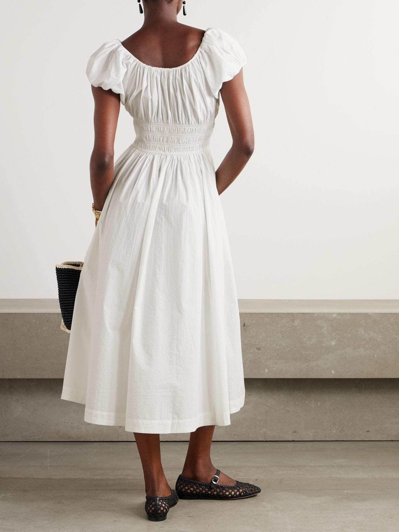 Quinn tie-detailed shirred organic cotton-poplin midi dress White - 3