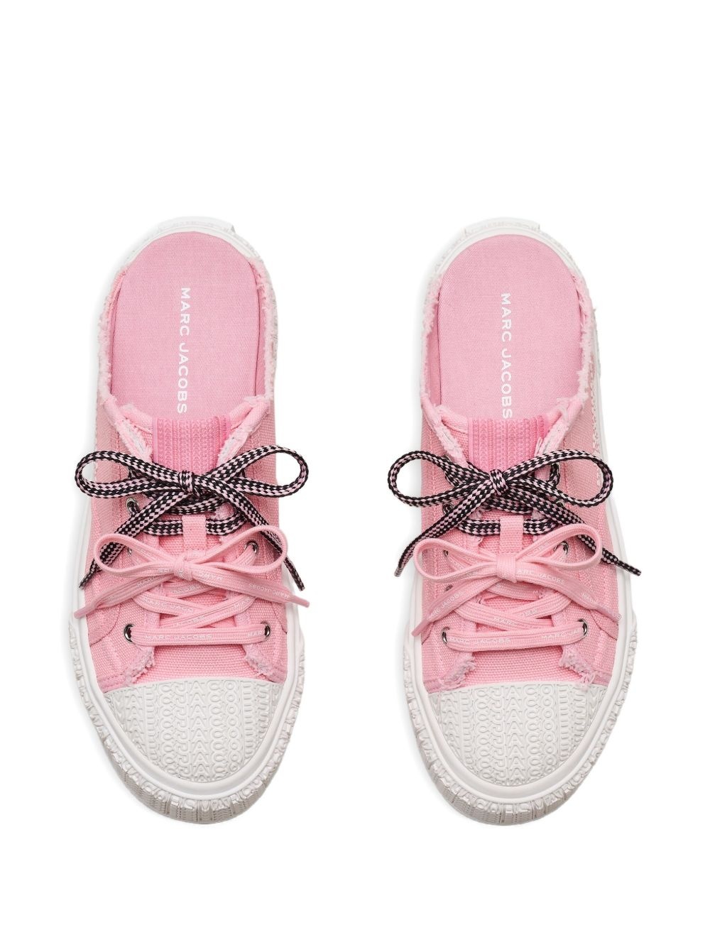 The canvas sneakers - 5