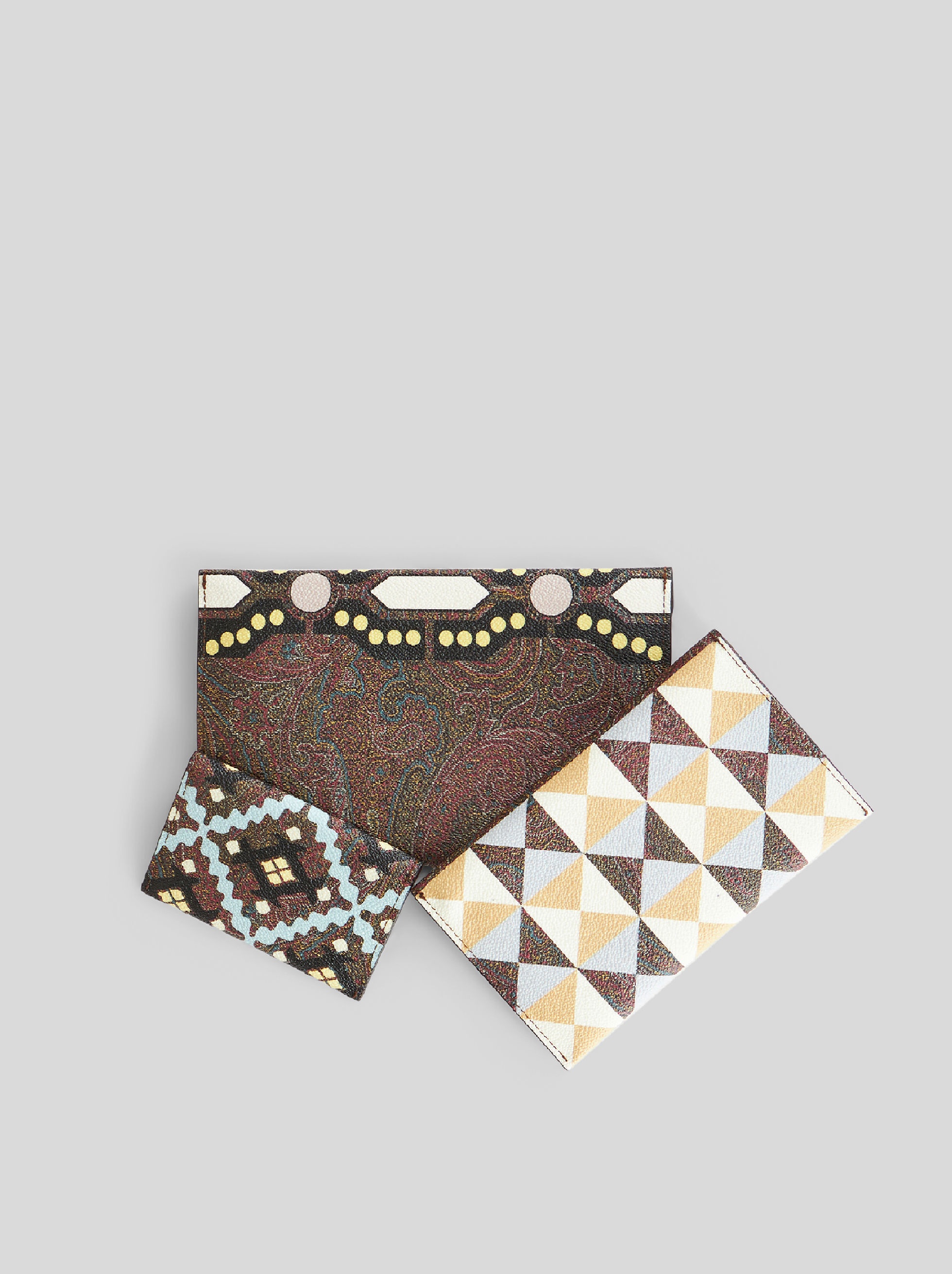 SET OF THREE POUCHES WITH GEOMETRIC DESIGNS - 2