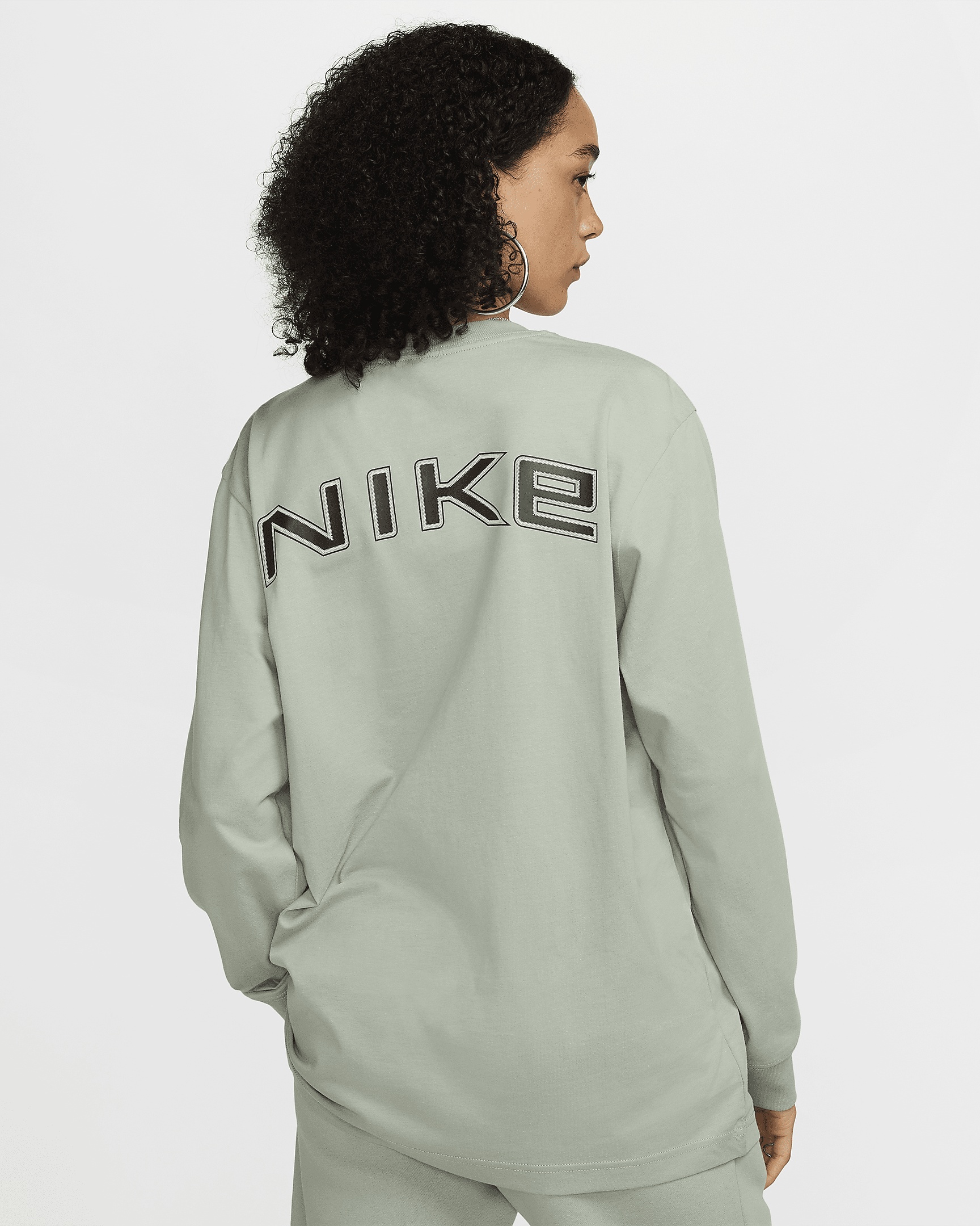 Nike Sportswear Women's Loose Long-Sleeve T-Shirt - 2