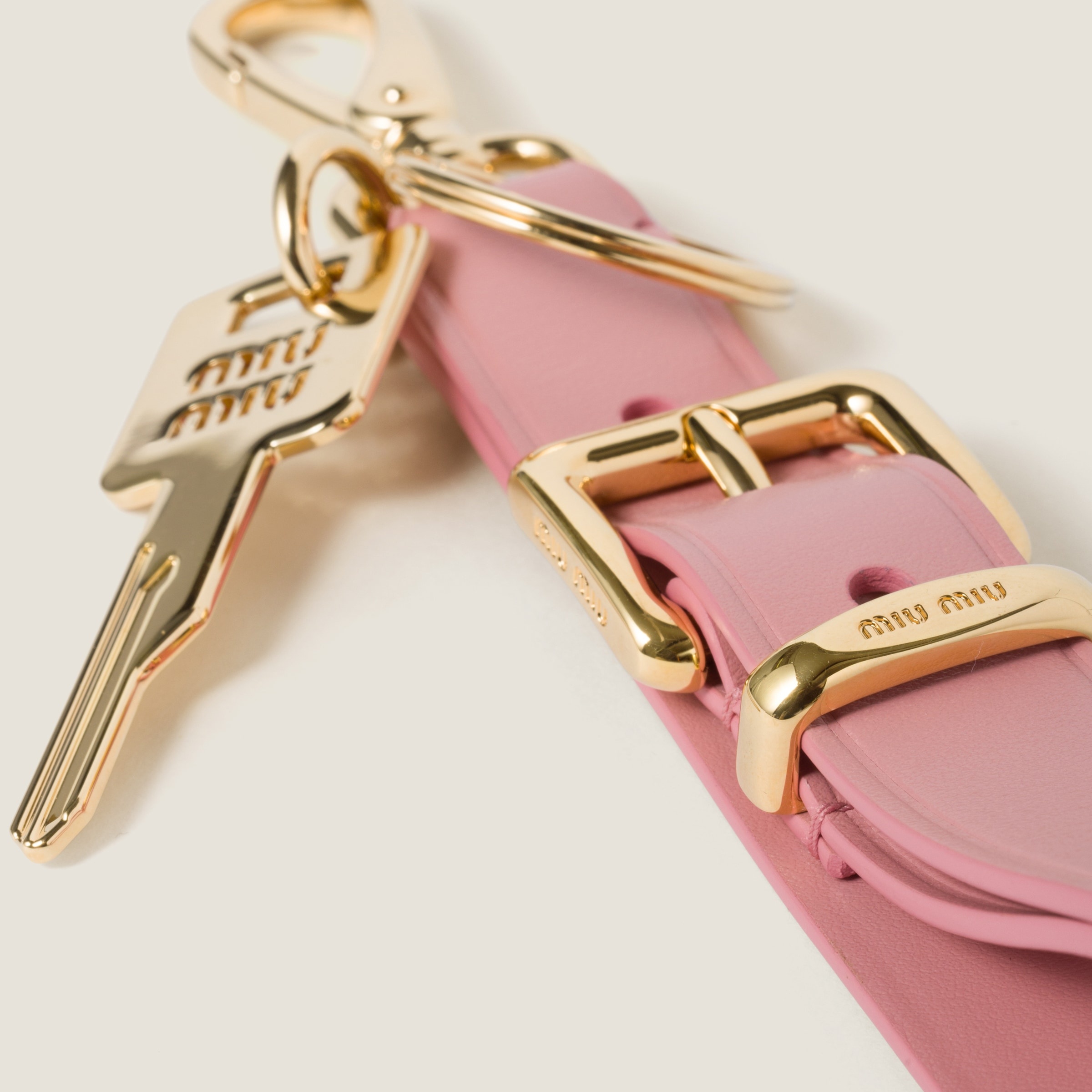 Leather key ring trick - 2