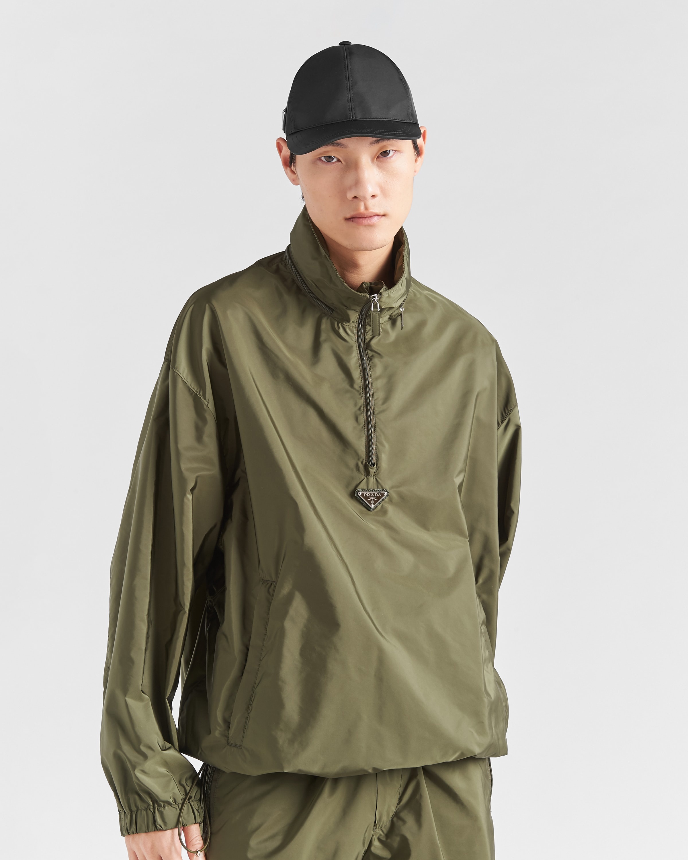 PRADA/リナイロンウィンドブレーカー ☆送料関税込 PRADA Re-Nylon ウィンドブレーカー ジャケット