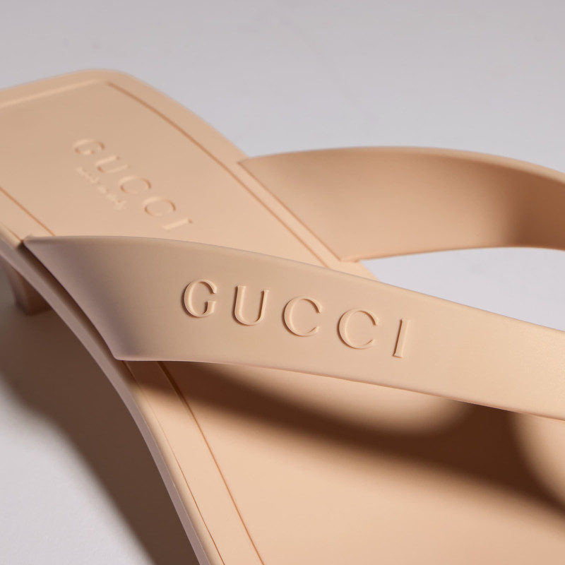 GUCCI Women's Vittoria thong outlook